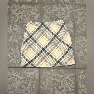 H&M Women's Plaid Skirt Polyester Wool Lined Zip Up Skirt Size US 2 EUR 34 $35